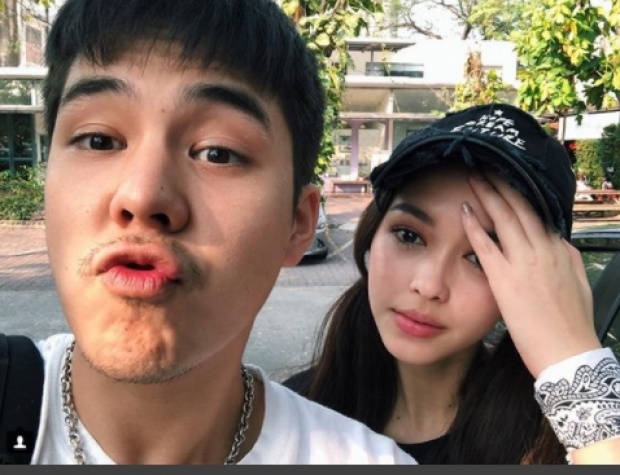 โฟกัสที่แคปชั่นใต้ภาพนี้ ของพีช-แพท บอกเลยว่าเหม็นเวอร์!!