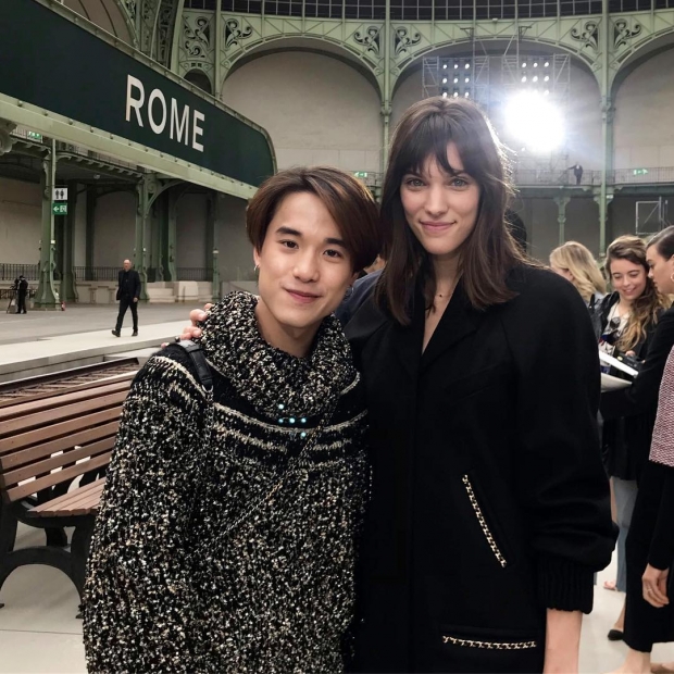 เจมส์ ธีรดนย์ เผยความรู้สึก หลังบินไปปารีสครั้งแรก ร่วมงาน CHANEL กระทบไหล่เซเลบทั่วโลก