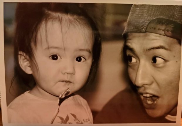 ลูกสาว ทาคุยะ คิมูระ โพสต์รูปวัยเด็กกับคุณพ่อ พร้อมอวยพรวันเกิด