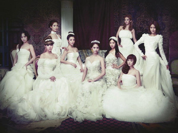 แฉพฤติกรรมของนางฟ้า SNSD บนเครื่องบิน  