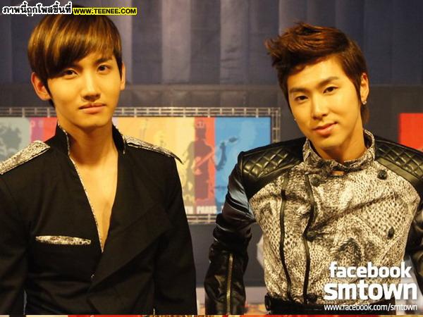 สองหนุ่มหล่อ จาก TVXQ ยุนโฮ - ชางมิน