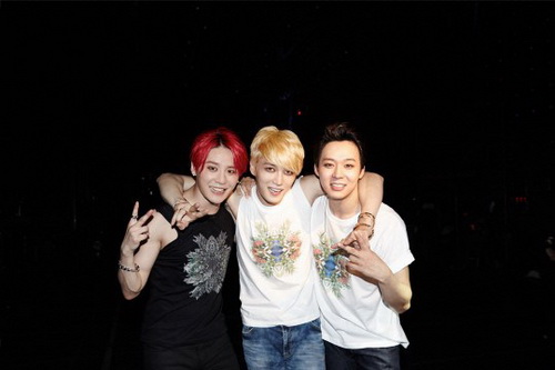 อัลบั้ม Just Us ของ JYJ ขึ้นที่ 1 ของชาร์ต Tower Records ในญี่ปุ่น 