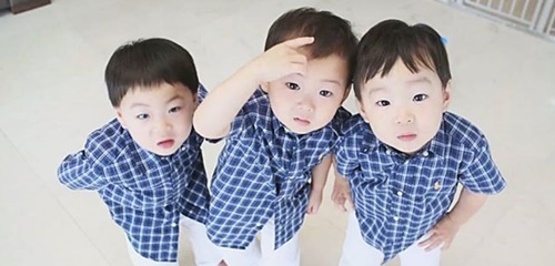 แฝด 3 แห่งเกาหลี แทฮัน มินกุก มันเซ