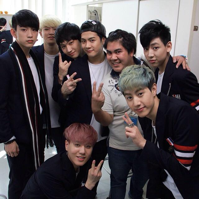 แบม แบม นำทีม เพื่อน  GOT 7  มา ไทย ! ติ่ง แห่ รับ ล้นสนามบิน!