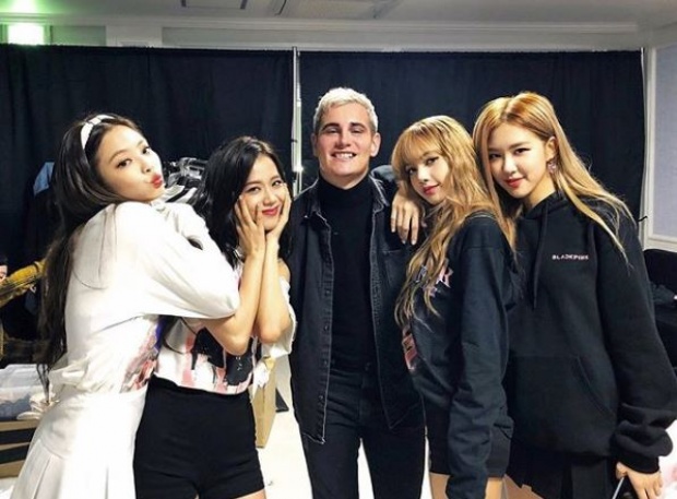 สาวไทย ลิซ่า BLACKPINK ร่วมแจมกับ Kiel Tutin นักออกแบบท่าเต้นชื่อดัง (มีคลิป)