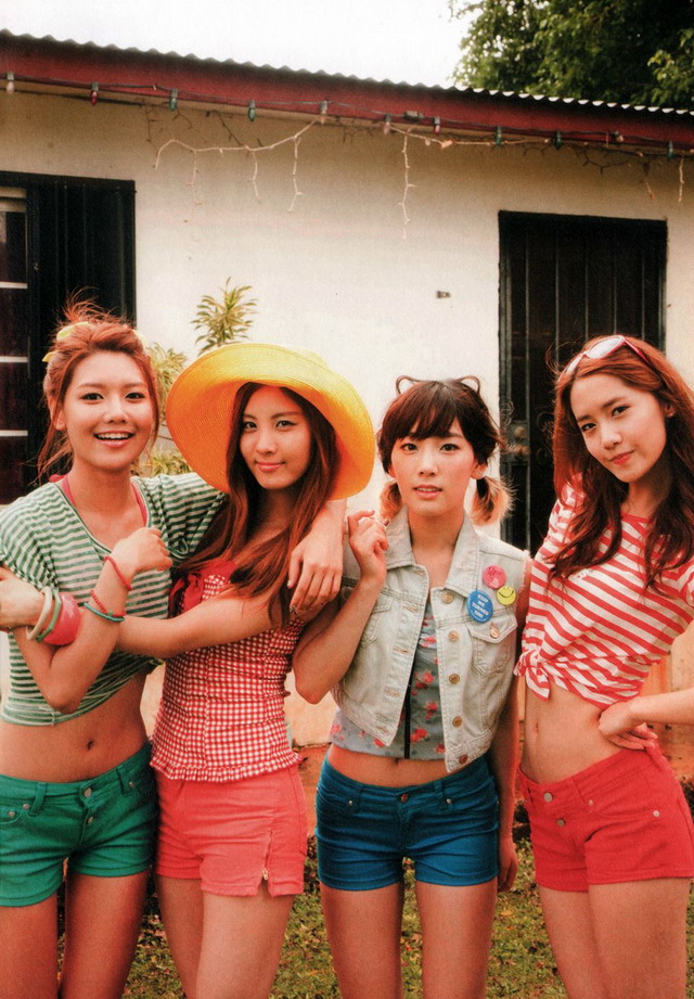 [PHOTOBOOK]SNSD – Holiday