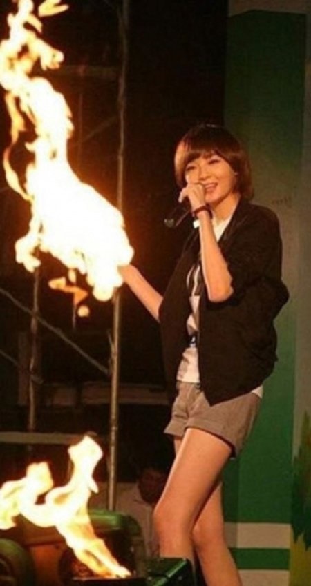 คังมินคยอง ปล่อยไฟได้ด้วย!!