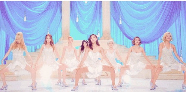 ท่า ‘แหก’... ของ snsd  ท่านี้ไง ที่โดน ชาวเน็ตแขวะ!