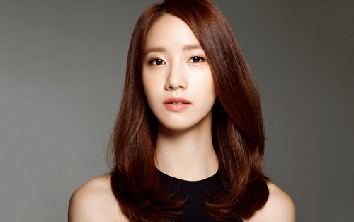 Yoona แห่ง SNSD เผยภาพในนิตยสาร Harpers Bazaar