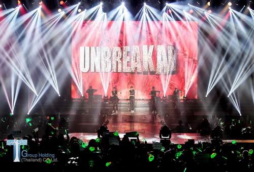 ฟินสมใจกับคอนเสิร์ต Kim Hyun Joong World Tour in Bangkok  จุงจ๋าชาร์ตพลังจากเฮเนเซียไทยเต็มเปี่ยม!