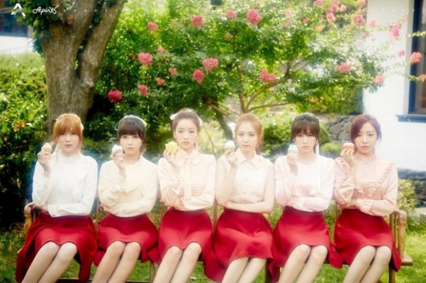 Apink เลื่อนวางอัลบั้มไป 24 พ.ย. เหตุจากการผลิตผิดพลาด เททิ้ง 5 หมื่นชุด