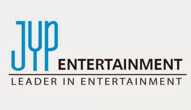  มีรายงานว่า JYP วางแผนจะเดบิวต์ 3 วงบอยแบนด์ในปีหน้า!