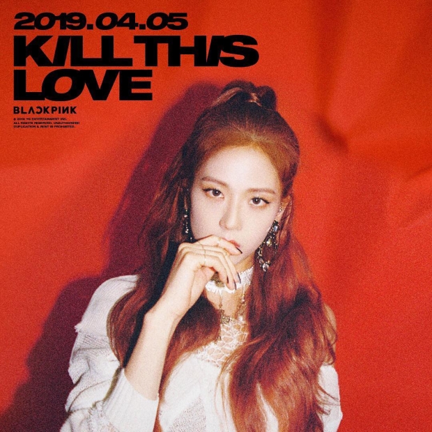 ถึงตา!!จีซู BLACKPINK เปลี่ยนลุคเป็นสาวผมสีแดงในภาพทีเซอร์ “Kill This Love”!!