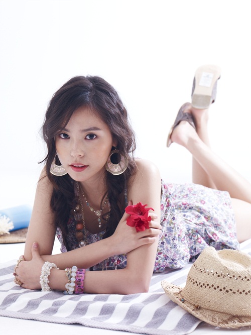 น่ารักเว่อร์ !! Min Hyo Rin – Ceci  Magazine 