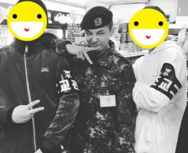  จีดราก้อน และ แดซอง BIGBANG โชว์ความสดใสผ่านภาพถ่ายชุดใหม่ในกองทัพ