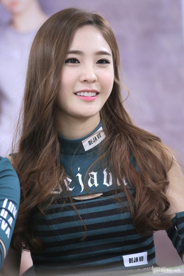 ลือหึ่ง! นาฮยอน SONAMOO กำลังออกเดทกับไอดอลชายชื่อดัง!!