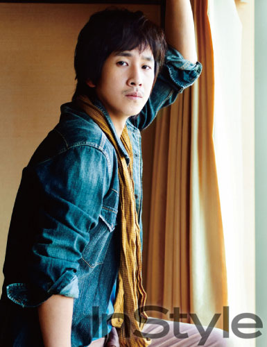 หนุ่มหล่อ ...เจ้าเสน่ห์ Lee Sun Gyun 