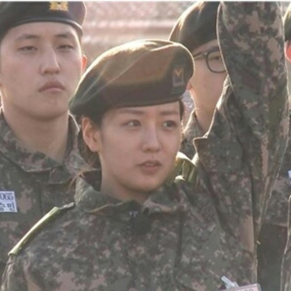 โบมี Apink ถึงกับเห็นสมาชิก Apink เจิดจรัสระหว่างถ่ายทำ Real Men