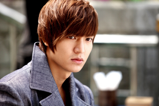 ภาพจาก เบื้องหลัง กองถ่ายละคร City Hunter