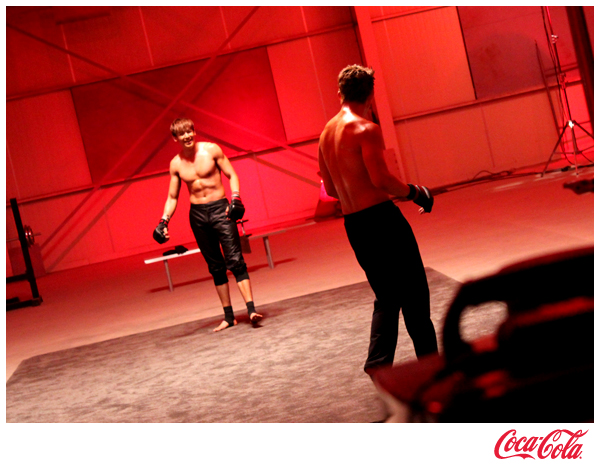 เบื้องหลัง!! Nick Khun and Taecyeon – Coca Cola Zero