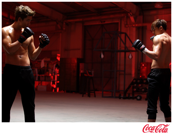 เบื้องหลัง!! Nick Khun and Taecyeon – Coca Cola Zero