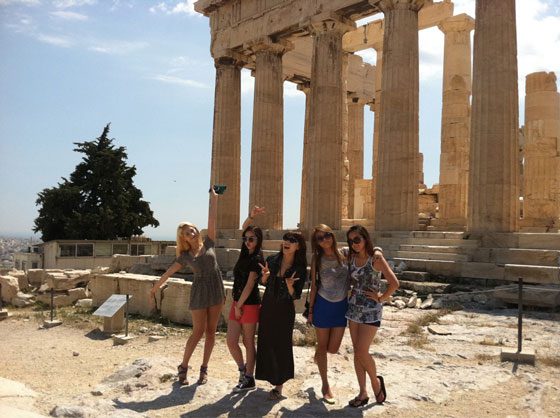 สาว ๆ Wonder Girls in Greece