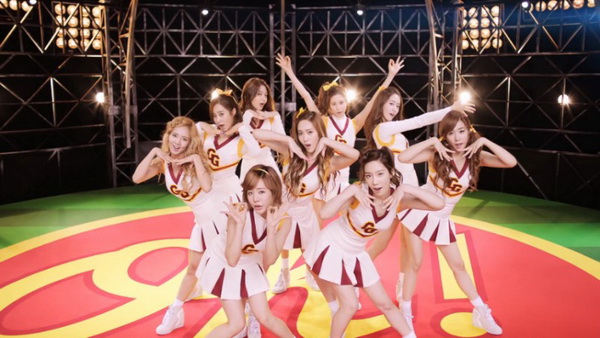 “SNSD” แรงจัด ส่งผลงานกวาดอันดับ 1 โอริกอน 3 ชาร์ตรวด!