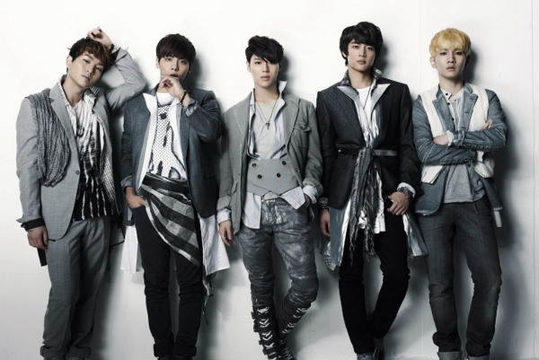 SHINEE