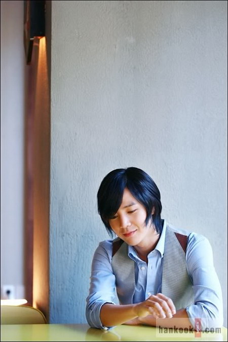 รวมภาพน่ารัก ๆ จาก Jang Geun Suk