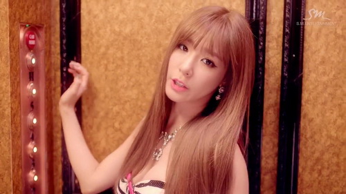 Holler MV ใหม่ แททิซอ ยอดวิวขึ้น 1ล้านในวันแรก