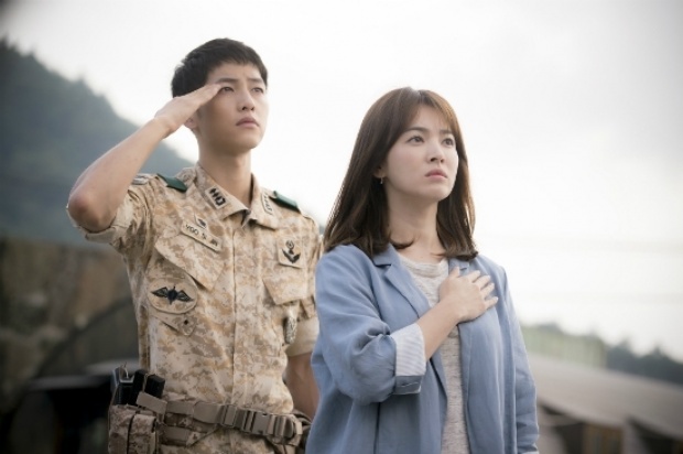 คนเขียนบท“Descendants of the Sun”เปิดใจถึงตอนจบอาจต้องระเห็จจากเกาหลี!