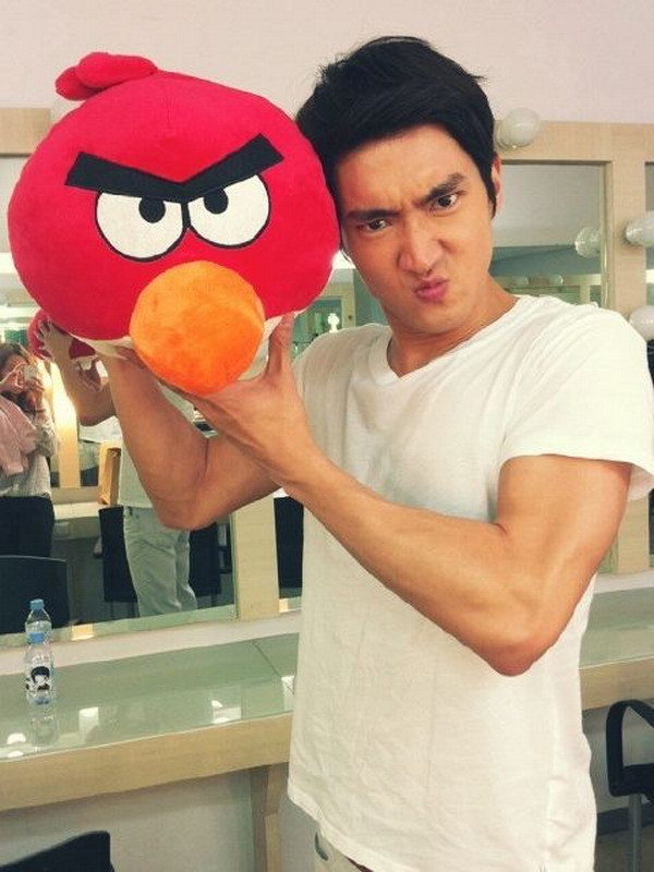 Update Choi Siwon @ twitter