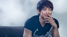 ซิกซ์แพ็คของ Rain ทำสาวๆละลาย