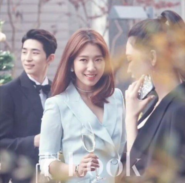 park shin hye กับแฟชั่นนิตยสาร 1stlook vol.125 ITS CHRISTMAS สวยแพง สวยปัง สวยอย่างมีระดับ