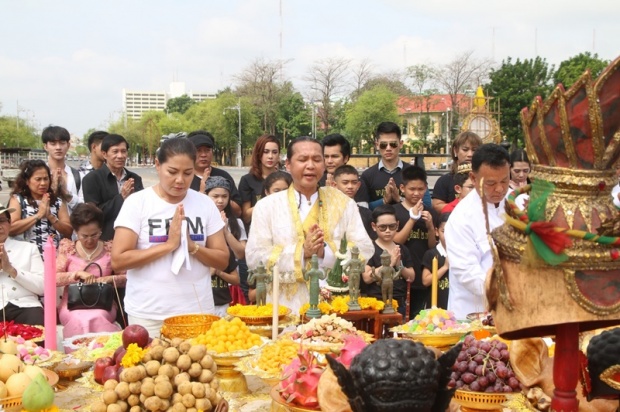 ฤกษ์ดีกับงานบวงสรวงภาพยนต์เรื่อง นาฏศิลป์ 2 ภพ