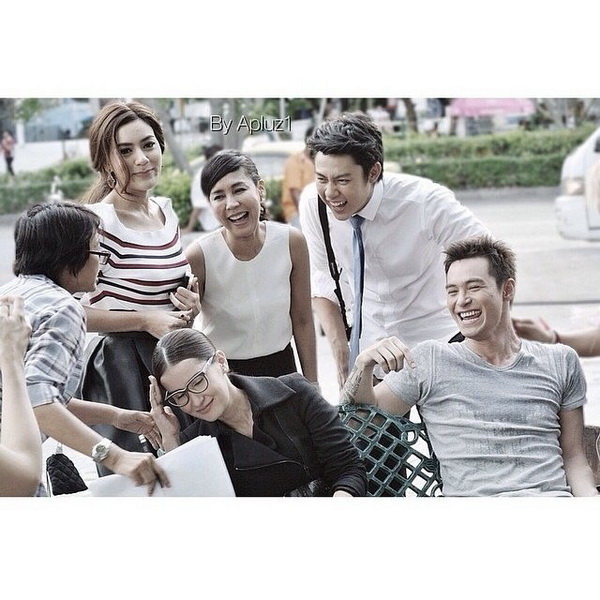 ภาพจาก กองถ่ายละคร แอบรักออนไลน์