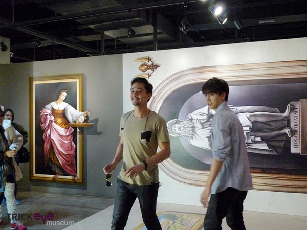 ภาพบรรยากาศทีมงาน Full House Thai @ Trickeye Museum เกาหลี