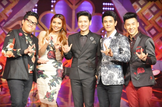 “4โพดำ” ชวน “โต๋-เอสเธอร์” โชว์หวานรับวาเลนไทน์