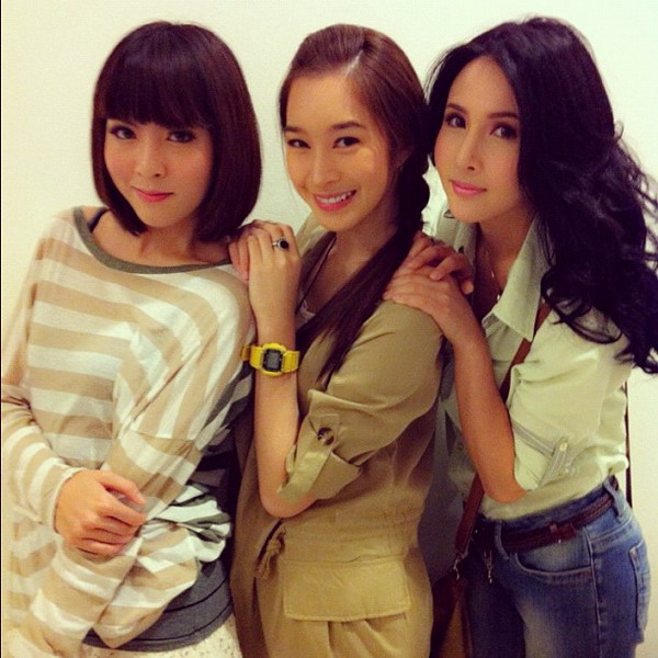 3 สาว ประชันสวย