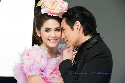 เบิร์ด - ชมพู่