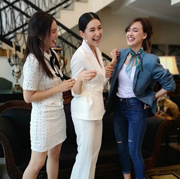 เซอไพร้ซ์แฟนช่อง3! วาววา โดนลดขั้นเป็นนางร้ายลงละครใหม่ โป๊บ เบลล่า 