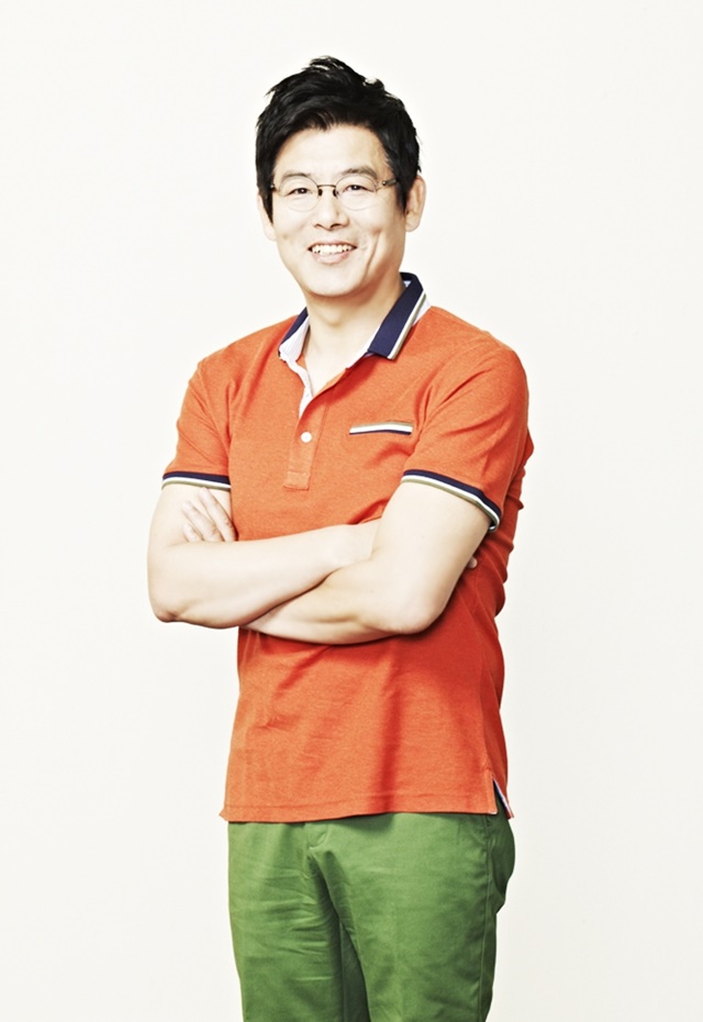 Sung Dong Il แสดงเป็น Jo Dong Min