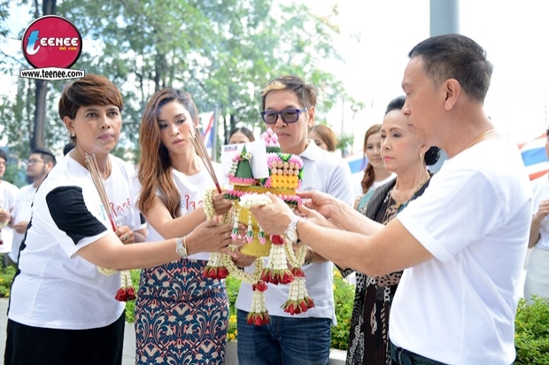 ฤกษ์ดีบวงสรวงละครซีรีส์ “น้ำใสใจจริง” “อี๊ฟ-พุทธธิดา ศิระฉายา” นั่งแท่นผู้จัดเต็มขั้น!!