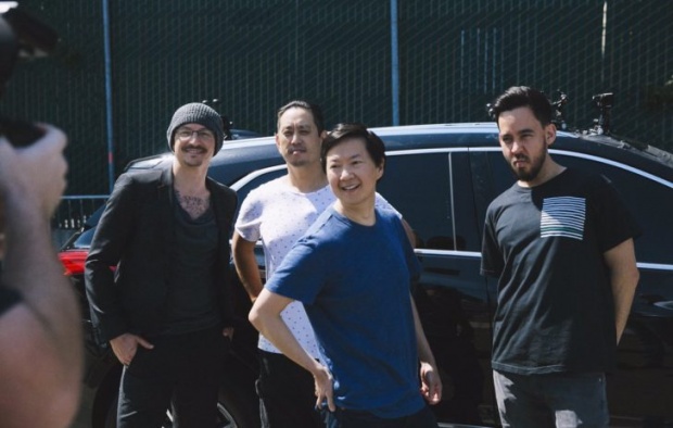 เปิดภาพ“รอยยิ้มสุดท้าย” เชสเตอร์ Linkin Park ก่อนตายไม่กี่วัน!