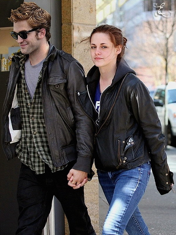 Kristen Stewart and Robert Pattinson