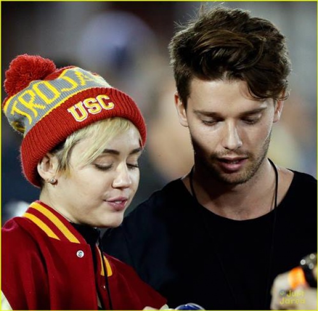 Miley Cyrus & Patrick Schwarzenegger