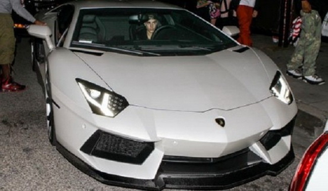 รถหรู จัสติน บีเบอร์ Lamborghini Aventador 