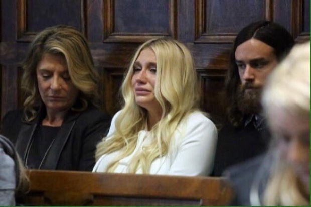 หนังคนละม้วน!!“Dr.Luke” โต้ยันไม่เคยข่มขืน อ้าง Kesha แต่งเรื่อง!!