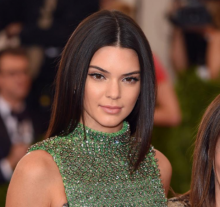 อกไข่ดาวไม่ใช่ปัญหาสำหรับ Kendall Jenner