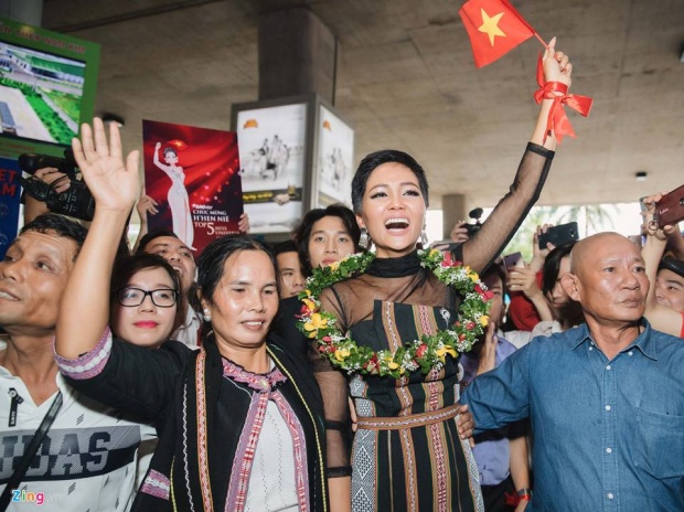 มิสเวียดนาม มอบเงินให้คนกลุ่มน้อยที่บ้านเกิดทั้งหมด ลั่น เธอมีหมดแล้ว แต่คนอื่นไม่มี